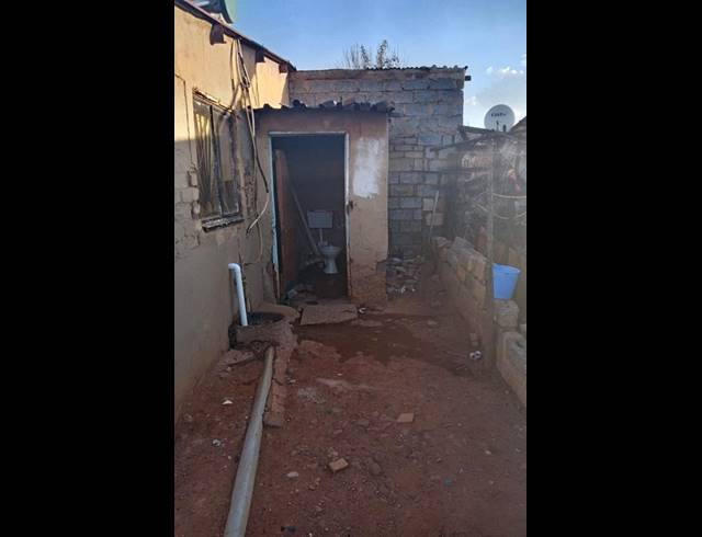 1 BEDROOM HOUSE FOR SALE IN ROODEKOP